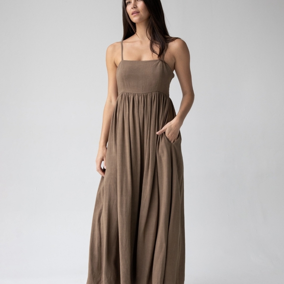 Natural Life Bailey Maxi Dress in Mushroom - New With Tags - Picture 2 of 3